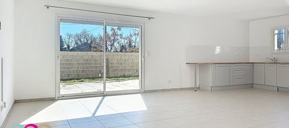 4 bedrooms Villa in Redessan, France No. 199089 2