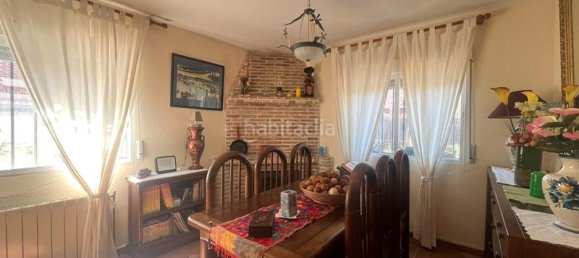 Дом с 6 спальнями в Гриньон, Испания № 141579 10