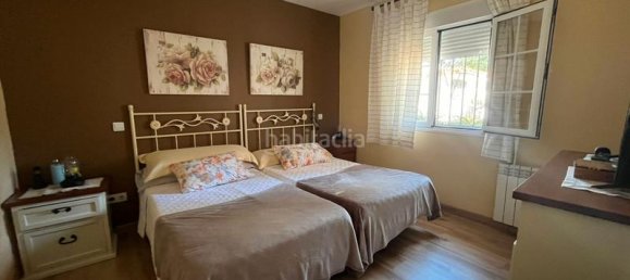 Дом с 6 спальнями в Гриньон, Испания № 141579 16