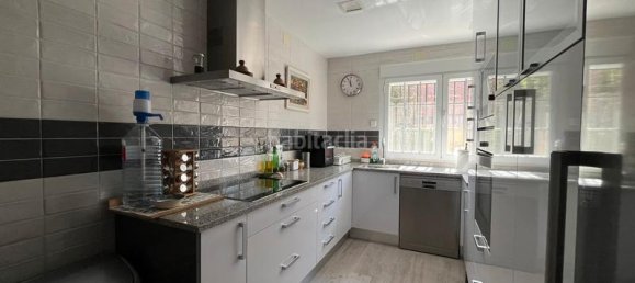 Дом с 6 спальнями в Гриньон, Испания № 141579 24