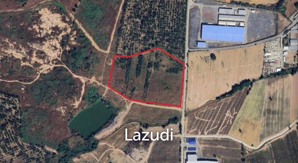 Gewerbliche Immobilie in Si Racha, Thailand, Nr. 23905