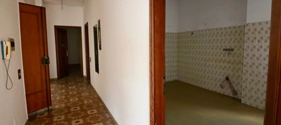 4 rooms Apartment in Vetralla, Italy No. 159582 2