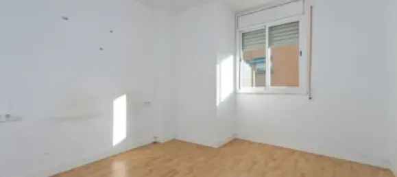 Apartamento de 2 dormitorios en Terrassa, Spain No. 143146 4