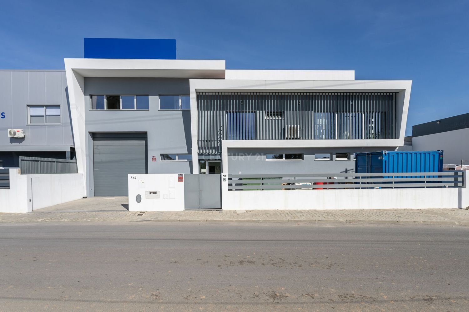598m² Warehouse in Seixal, Portugal No. 98994