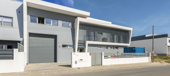 598m² Warehouse in Seixal, Portugal No. 98994 2