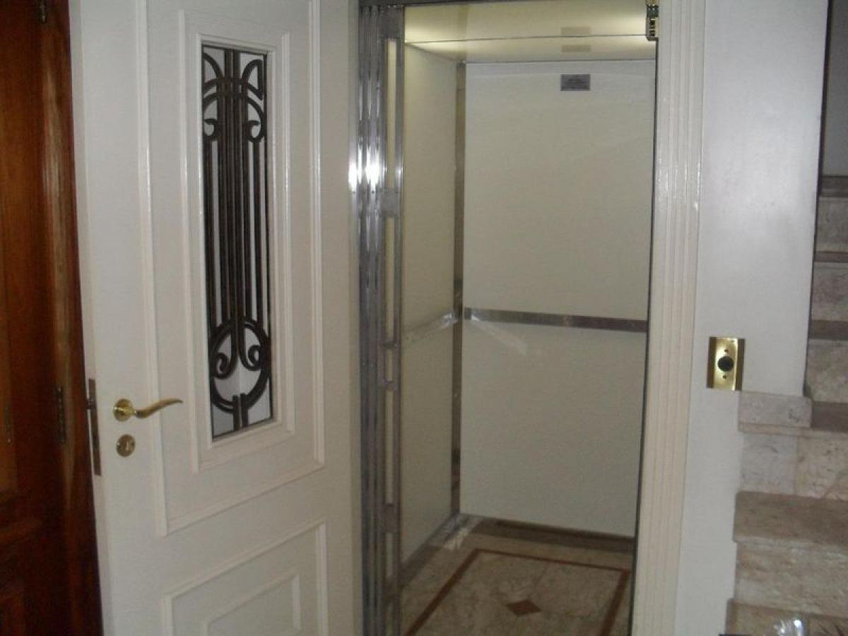 Дом с 5 спальнями в Сан-Паулу, Бразилия № 542337