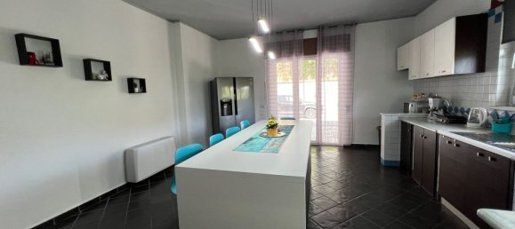 9غرفة فيلا في Lappano, Italy رقم 183204 19