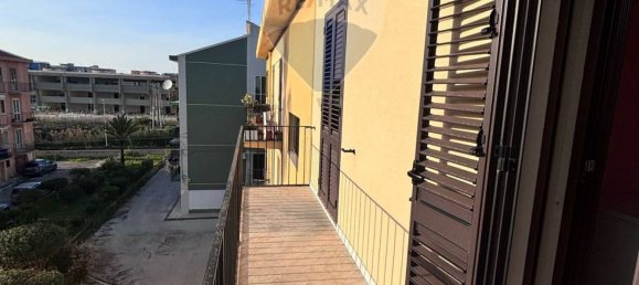 Apartamento de 3 dormitorios en Augusta, Italy No. 57803 12