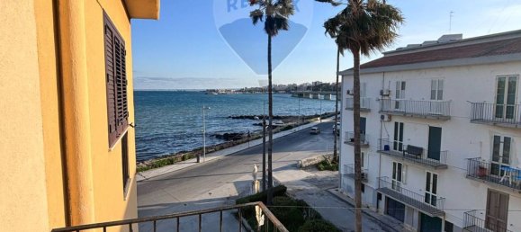 Apartamento de 3 dormitorios en Augusta, Italy No. 57803 14