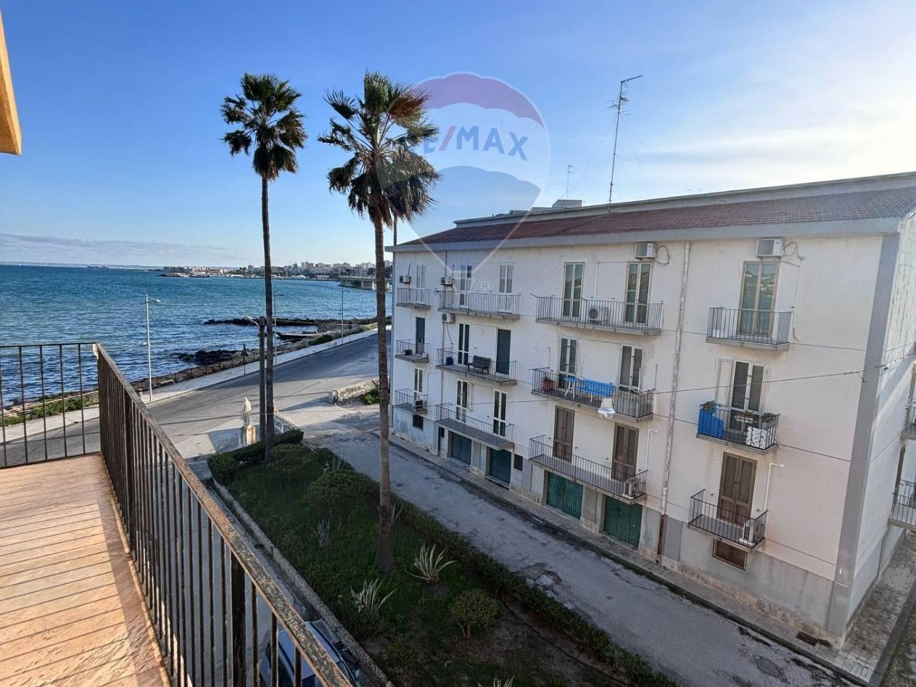 Apartamento de 3 dormitorios en Augusta, Italy No. 57803