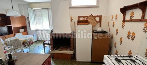 3 Schlafzimmer Wohnung in Urbino, Italy, Nr. 268135 13
