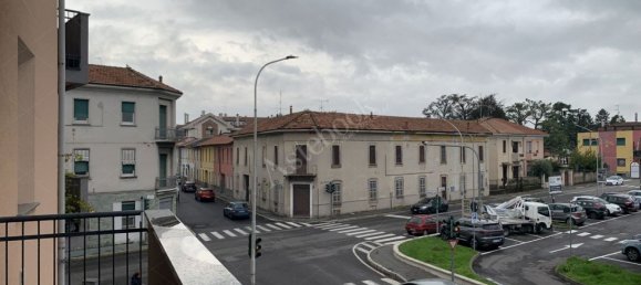 67m² Office in Legnano, Italy No. 226835 3