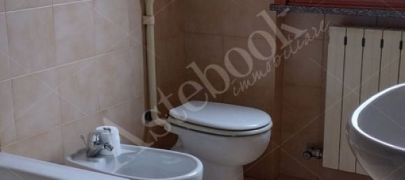 67m² Office in Legnano, Italy No. 226835 31