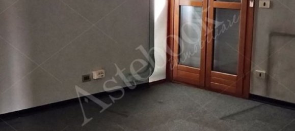67m² Office in Legnano, Italy No. 226835 32