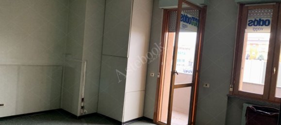 67m² Office in Legnano, Italy No. 226835 7