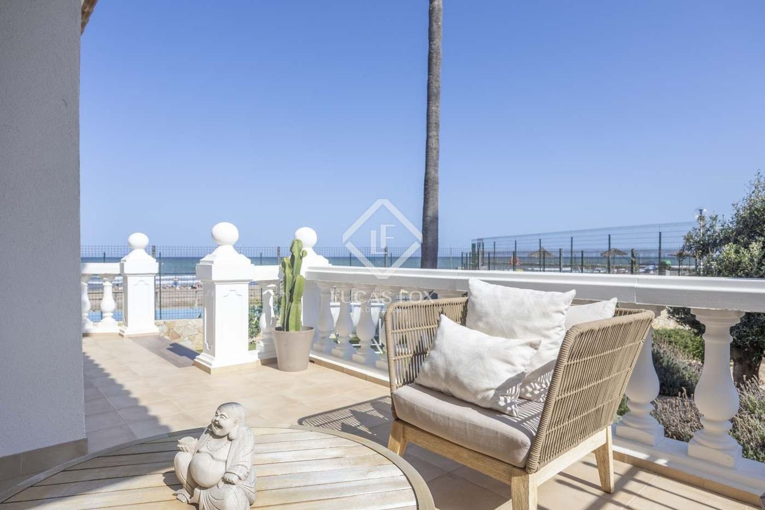 Casa de 4 dormitorios en València, Spain No. 204978