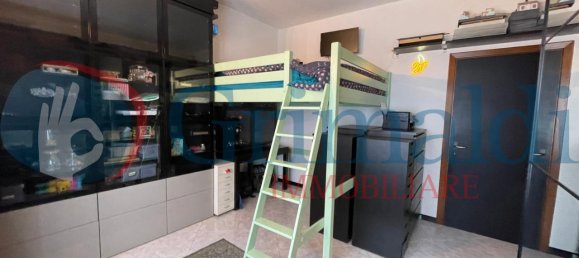 Квартира с 3 комнатами в Бьяссоно, Италия № 2463 12