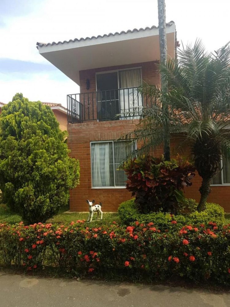 4 bedrooms House in Valle del Cauca, Colombia No. 6121