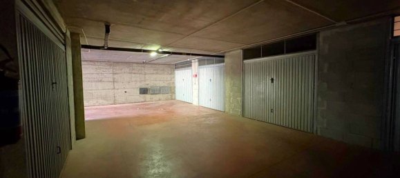 Garage à Cerveteri, Italy 24m² No. 352338 5