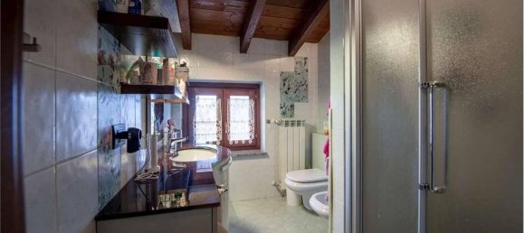 3-salle Appartement à Sesto Calende, Italy No. 37719 17
