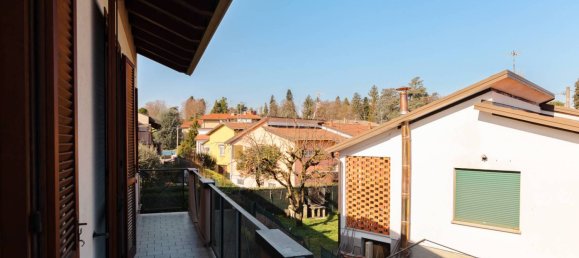 3 bedrooms Apartment in Malnate, Italy No. 209988 29