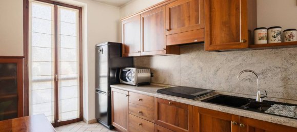 3 bedrooms Apartment in Malnate, Italy No. 209988 25