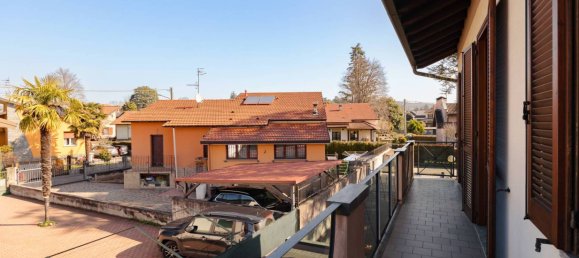 3 bedrooms Apartment in Malnate, Italy No. 209988 30