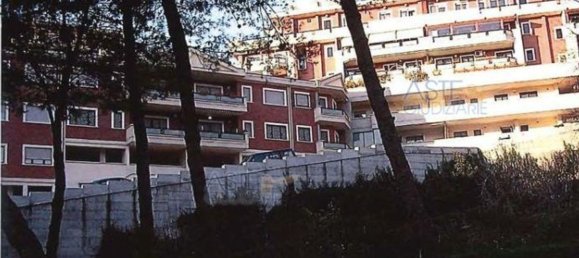 3 rooms Apartment in Rome, Italy No. 194444 37