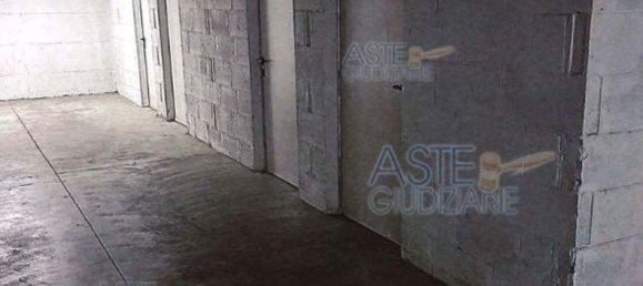 3 rooms Apartment in Rome, Italy No. 194444 32