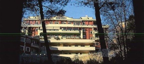 3 rooms Apartment in Rome, Italy No. 194444 27