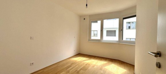 Таунхаус с 4 комнатами в Вена, Австрия № 226226 7