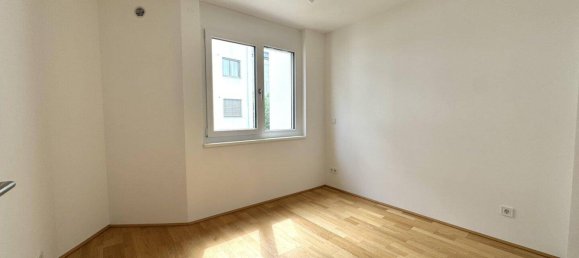 Таунхаус с 4 комнатами в Вена, Австрия № 226226 6