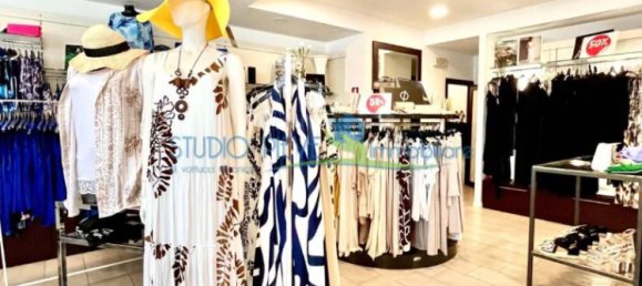 1 room Commercial property in Pieve a Nievole, Italy No. 268530 3