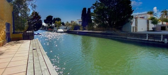 7 Schlafzimmer Haus in Empuriabrava, Spain, Nr. 77865 2