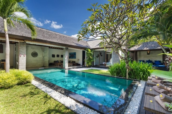 4 dormitorios villa en alquiler en Seminyak, Badung, Bali, Indonesia № 3182