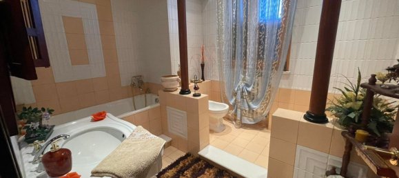 4 rooms Apartment in Catanzaro, Italy No. 131983 17