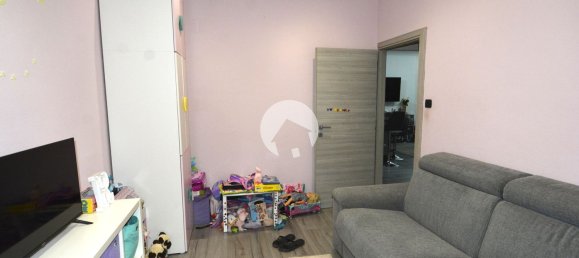 5 Schlafzimmer Wohnung in Cavriago, Italy, Nr. 312097 8