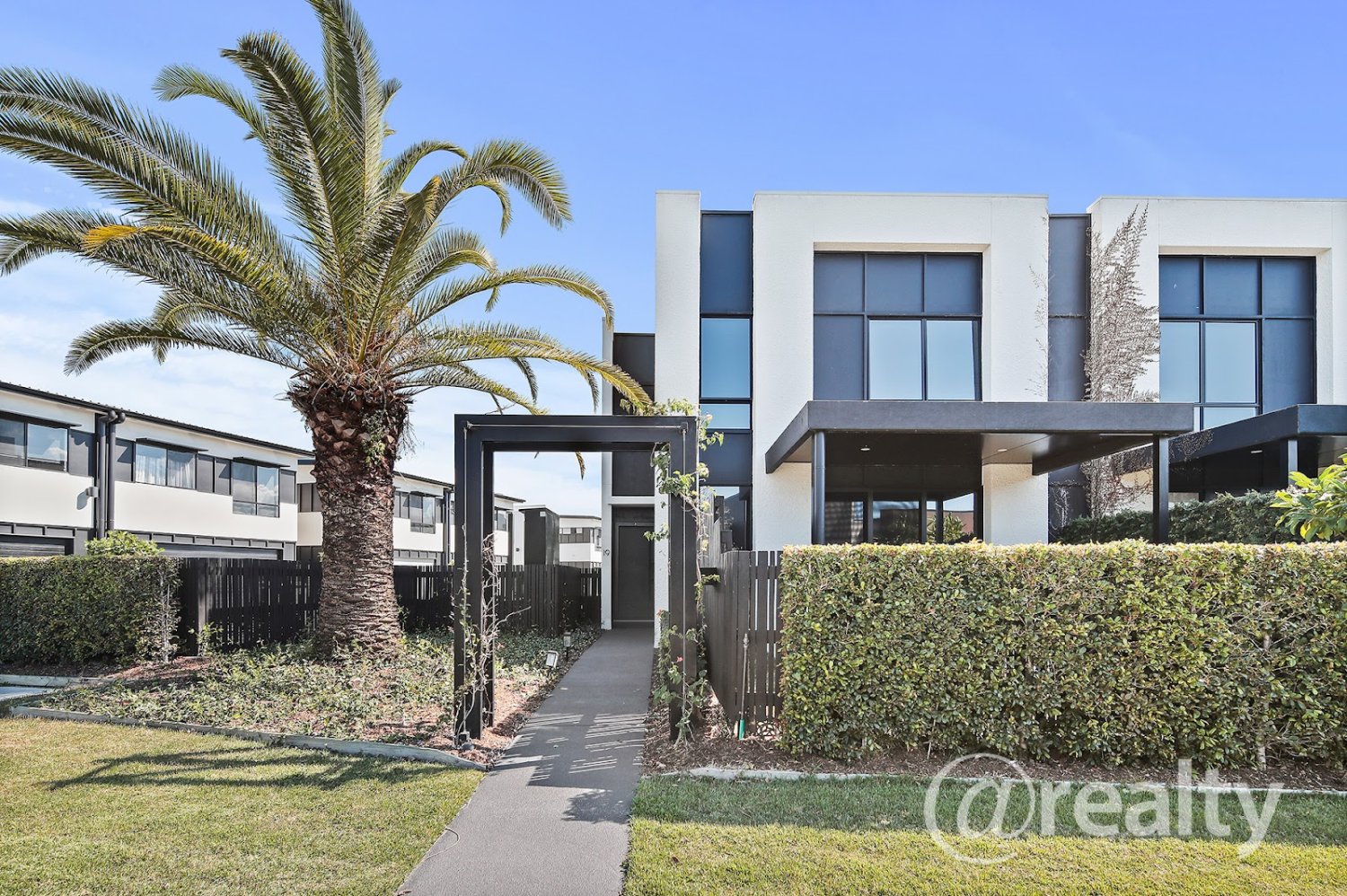 4 bedrooms Townhouse in Helensvale, Australia No. 222