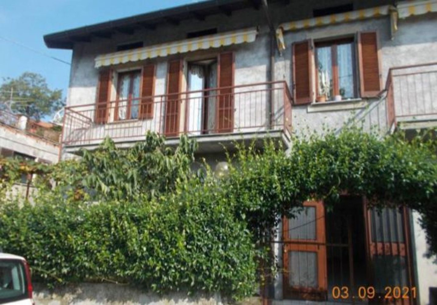 6 bedrooms House in Laveno-Mombello, Italy No. 391366