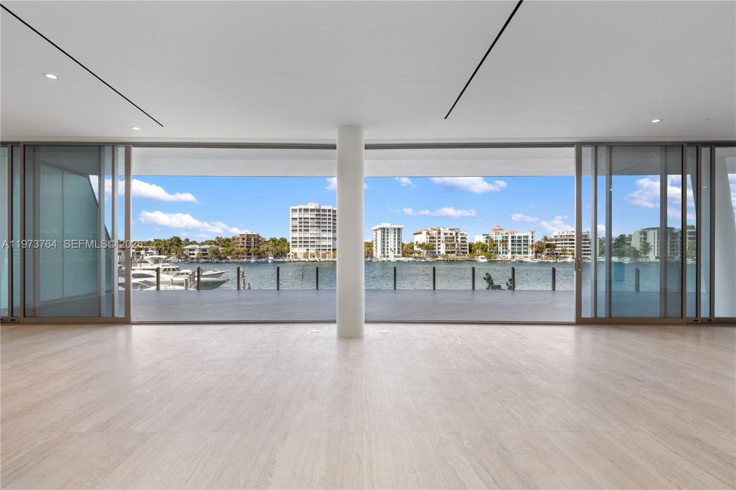 3 dormitorios propiedad comercial en venta en Miami, Miami-Dade, Florida, USA № 614552