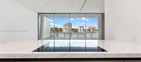 3 dormitorios propiedad comercial en venta en Miami, Miami-Dade, Florida, USA № 614552 8