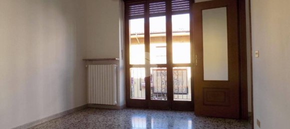 2 bedrooms Apartment in Chivasso, Italy No. 218559 9