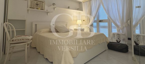 5 rooms Apartment in Camaiore, Italy No. 281585 6