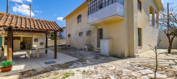 4 bedrooms House in Juncal, Portugal No. 28999 14