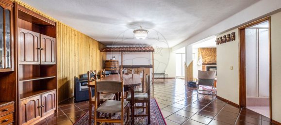 4 bedrooms House in Juncal, Portugal No. 28999 40