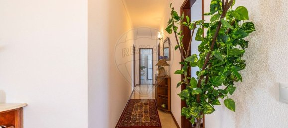 4 bedrooms House in Juncal, Portugal No. 28999 31