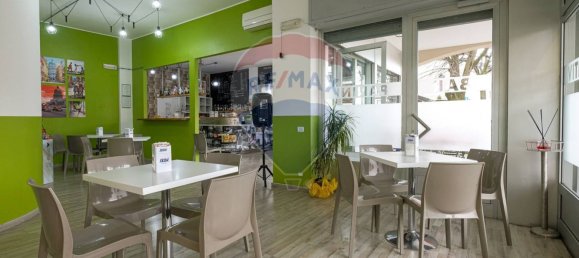 Коммерческая недвижимость с 1 комнатой в Урньяно, Италия № 132676 16