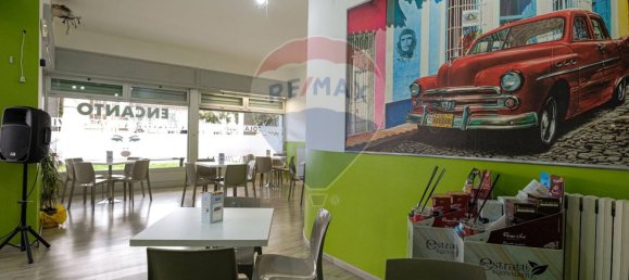 Коммерческая недвижимость с 1 комнатой в Урньяно, Италия № 132676 20