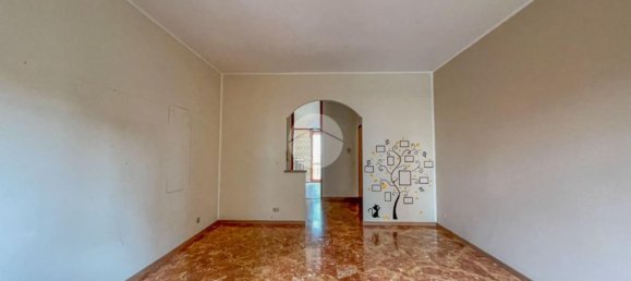 4 rooms Apartment in Asti, Italy No. 223047 2