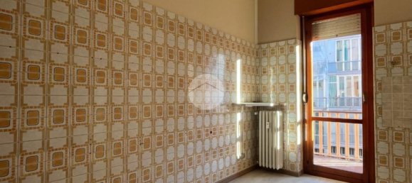 4 rooms Apartment in Asti, Italy No. 223047 9